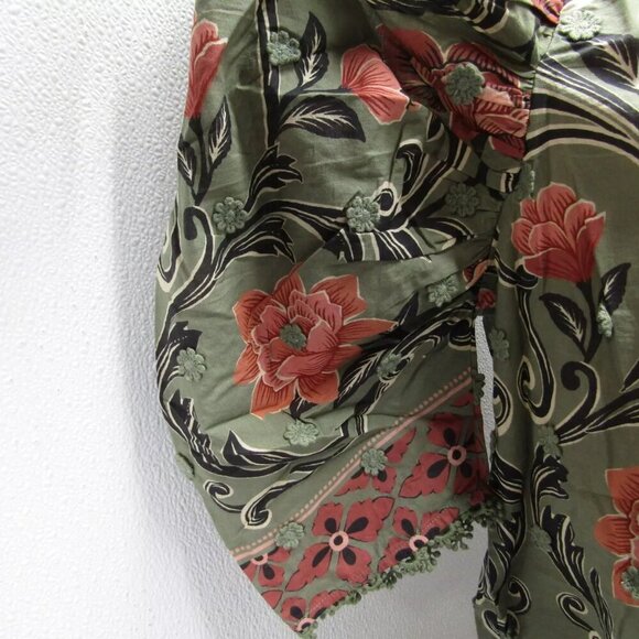 NEW FARM RIO Womens Arabesque Floral Blouse Size S Green - Picture 6 of 15
